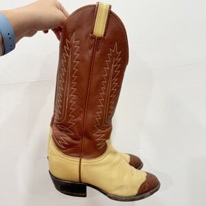 Tony Lama Vintage Cowboy Boots Women’s 6.5 Tan Brown Leather